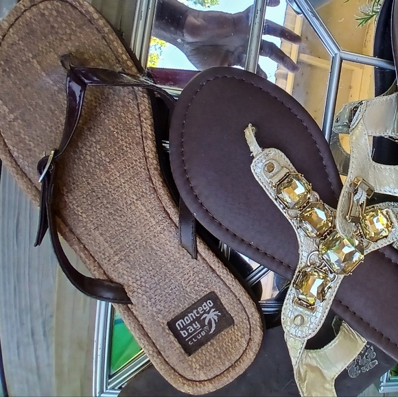 Sandals Bundle - Picture 3 of 3